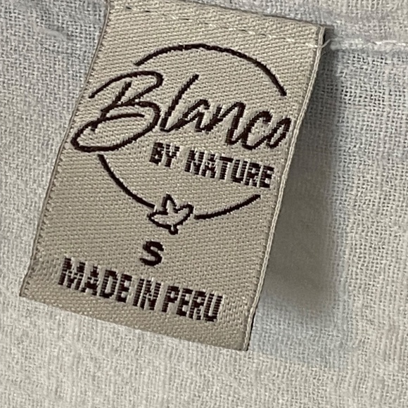 Blanca by Nature Linen Cropped Button Blouse Made in Peru S - Picture 2 of 3